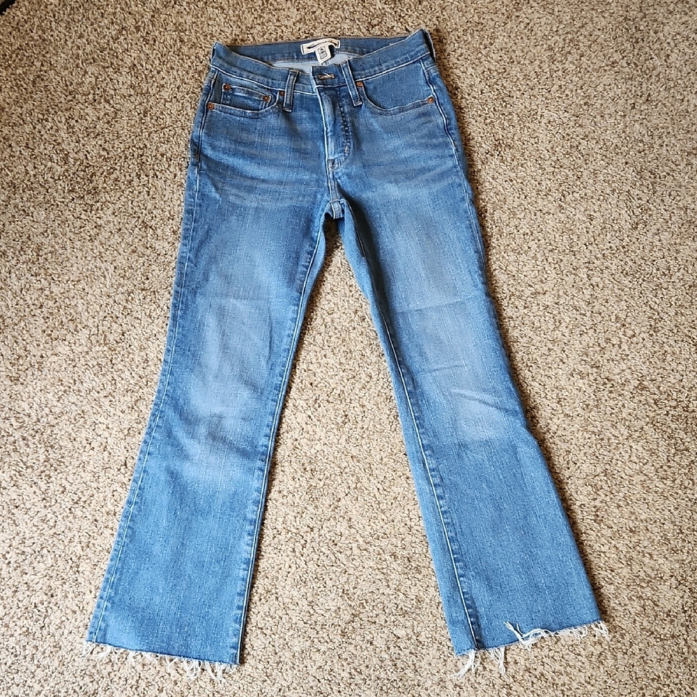Madewell Midrise Kickout Jeans, 24